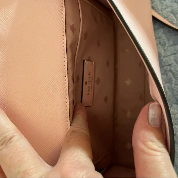 Kate Spade Pink Crossbody Bag with Gold Chain - Picture 8 of 9